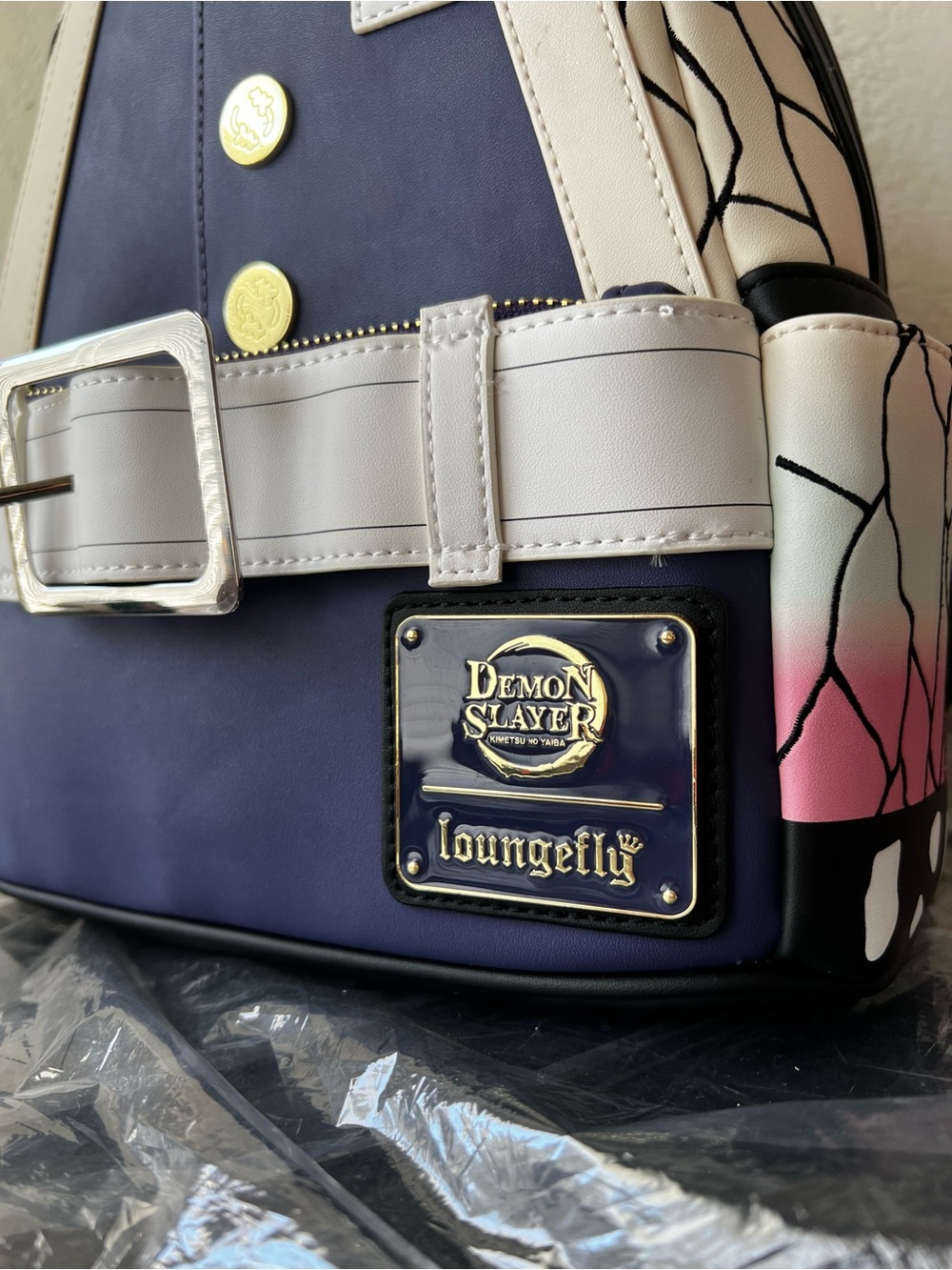 Loungefly x Demon Slayer Exclusive Shinobu Kocho Cosplay Mini Backpack - NWT - Picture 6 of 9